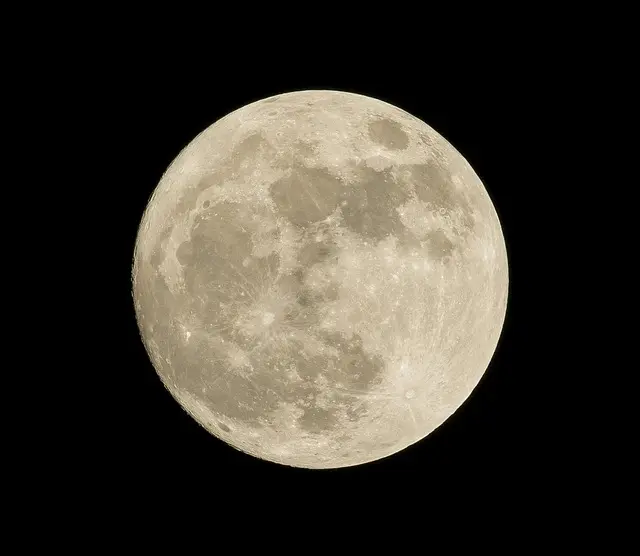 Rituels Coréens pour Célébrer la Nouvelle Lune : Traditions et Significations